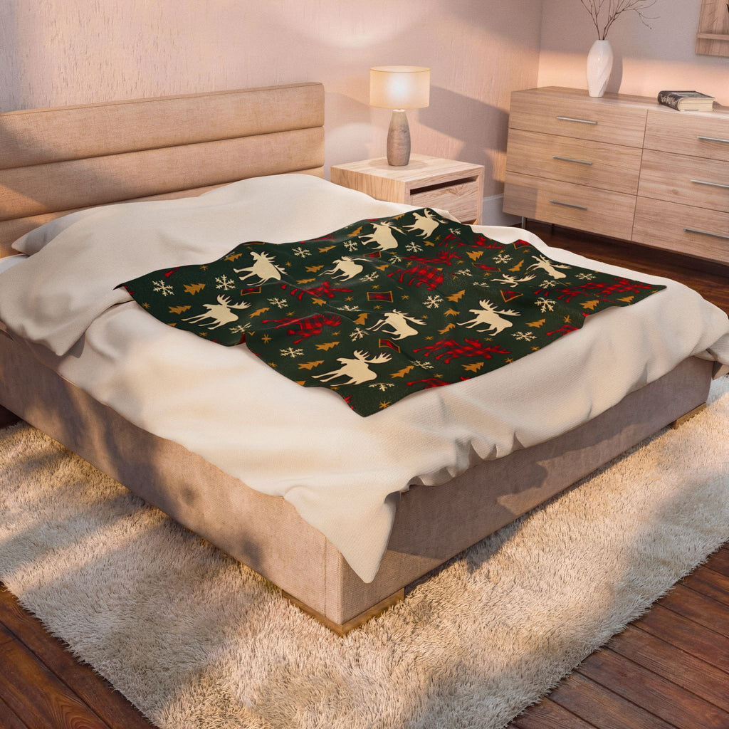 Christmas Moose Plush Blanket – Green Buffalo Plaid Holiday Throw