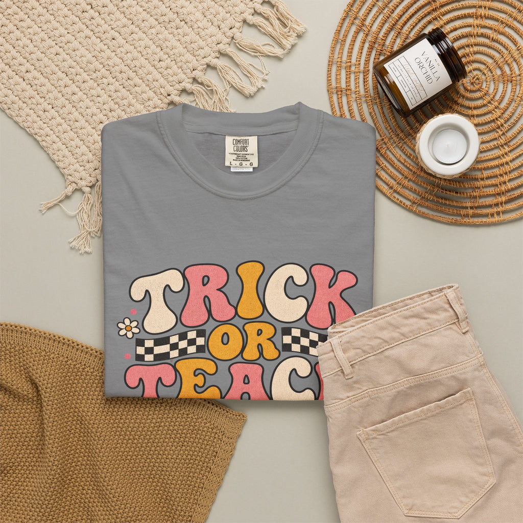 Trick or Teach 3rd Grade Halloween T-Shirt