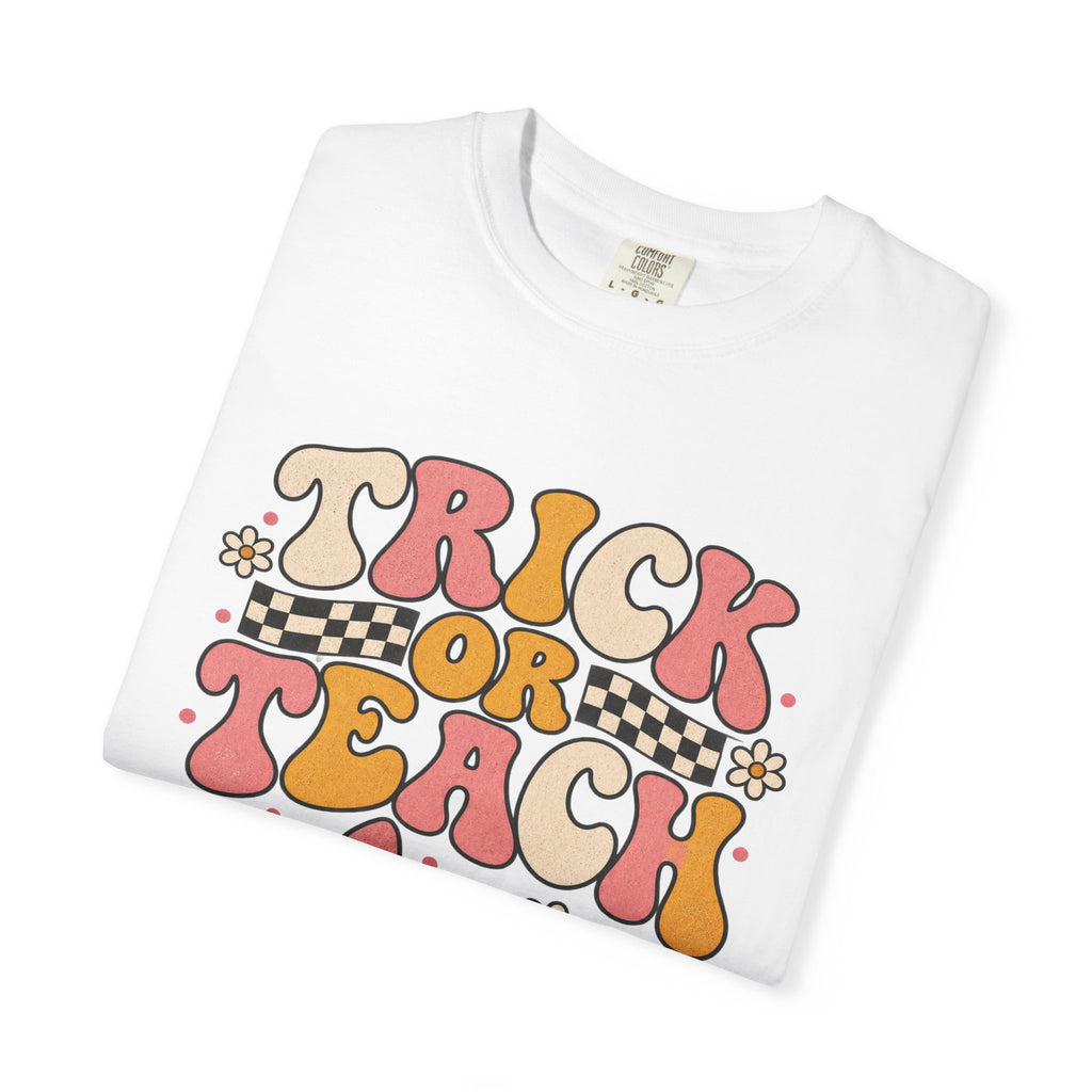 Trick or Teach 3rd Grade Halloween T-Shirt