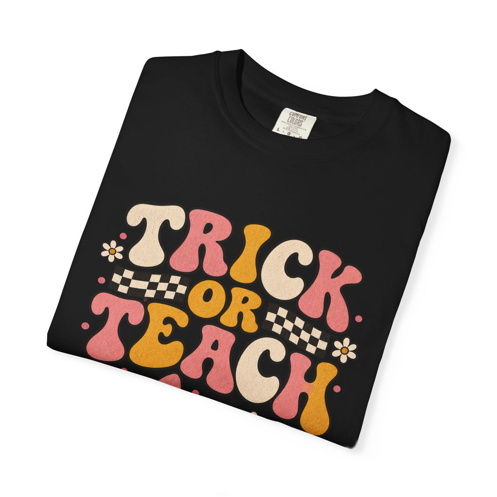 Trick or Teach 3rd Grade Halloween T-Shirt