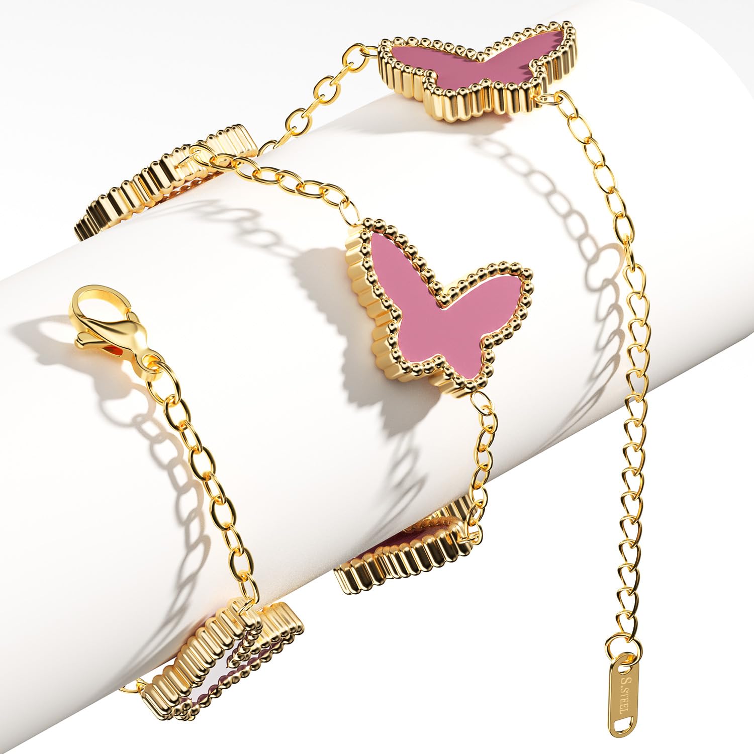 AiCase 18K Gold Clover Bracelet