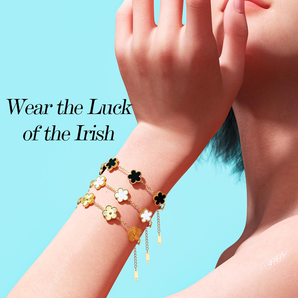 AiCase 18K Gold Clover Bracelet
