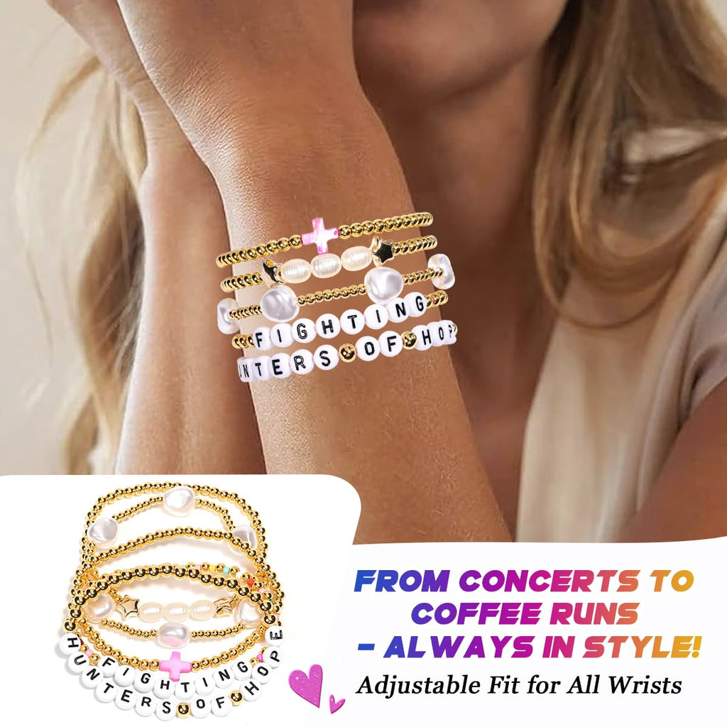 AiCase 18K Gold Clover Bracelet