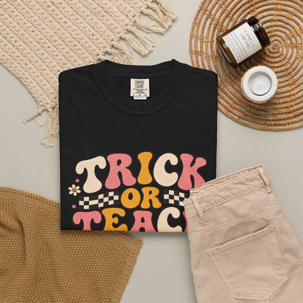 Trick or Teach 3rd Grade Halloween T-Shirt